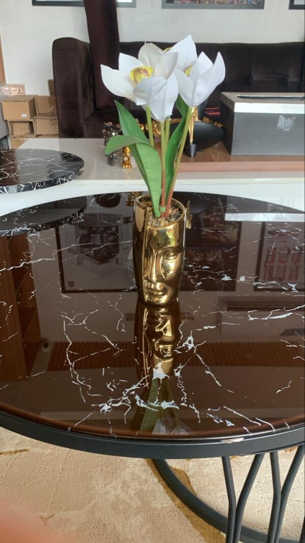 Mask flower