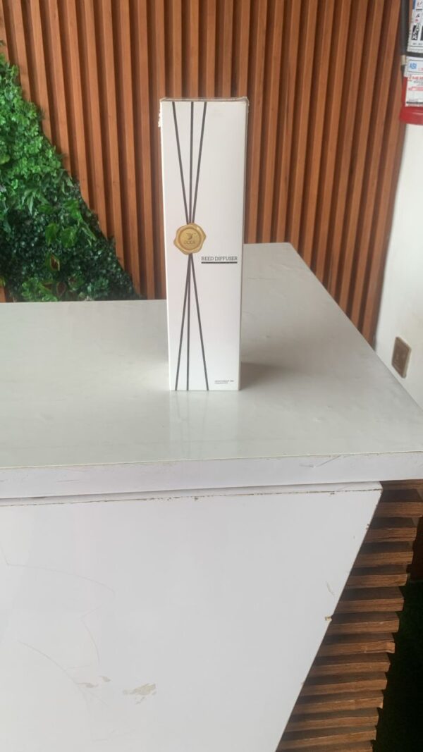 Reed diffuser 