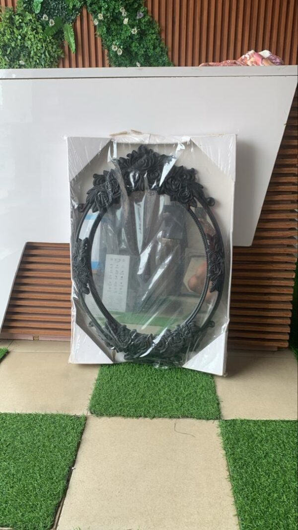 King crown mirror