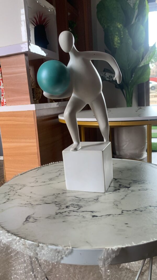 Cardio man decor