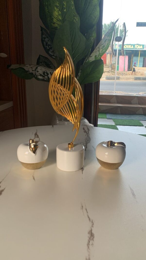 Gold decor luxury center piece set